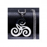 Pendentif en acier Triskèle. Parure collier chaîne Celtique Viking.